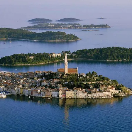 In Rovinj/istrien 11561 * ロヴィニ